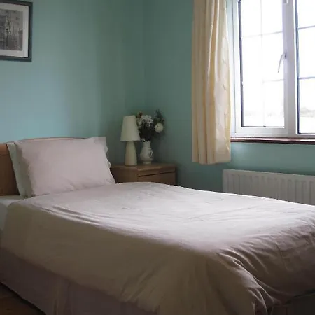 Ashbrook House Bed & Breakfast 3*